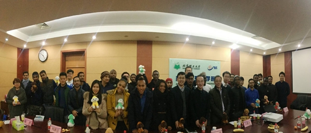 老哥俱乐部-老哥必备的交流社区