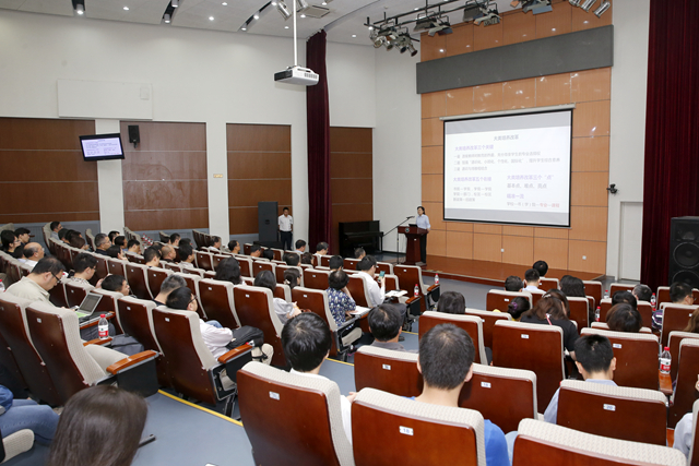 老哥俱乐部-老哥必备的交流社区