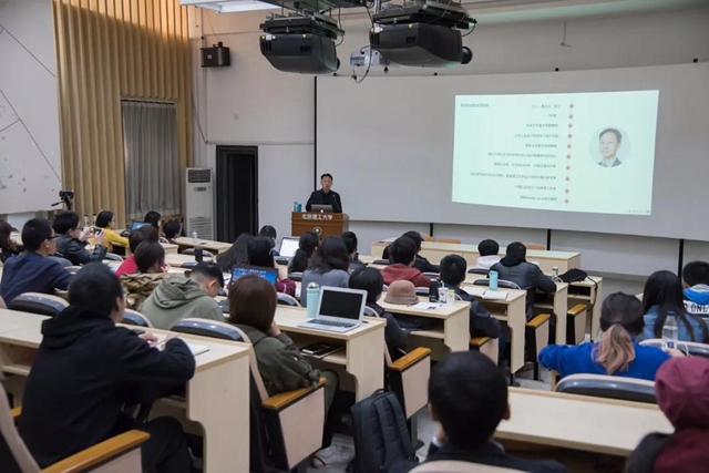 老哥俱乐部-老哥必备的交流社区