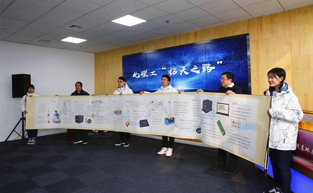 老哥俱乐部-老哥必备的交流社区