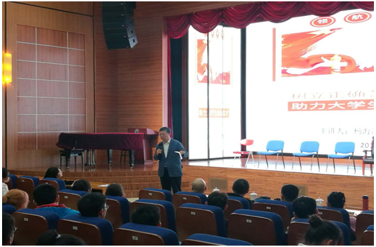 老哥俱乐部-老哥必备的交流社区