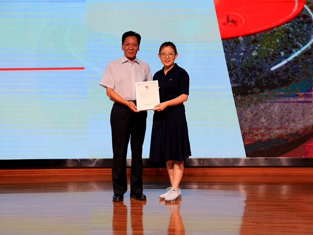 老哥俱乐部-老哥必备的交流社区