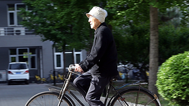 老哥俱乐部-老哥必备的交流社区