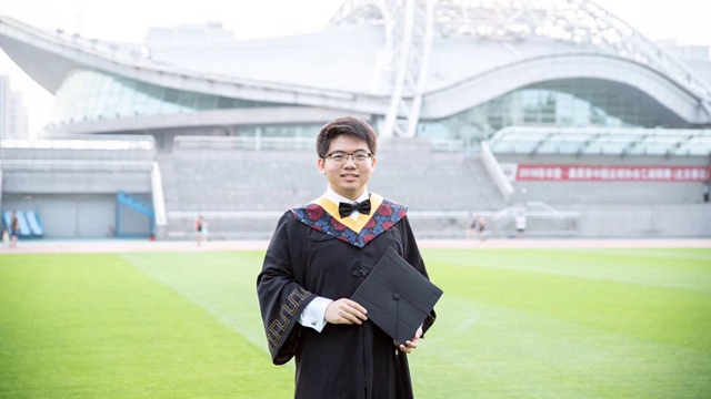 老哥俱乐部-老哥必备的交流社区