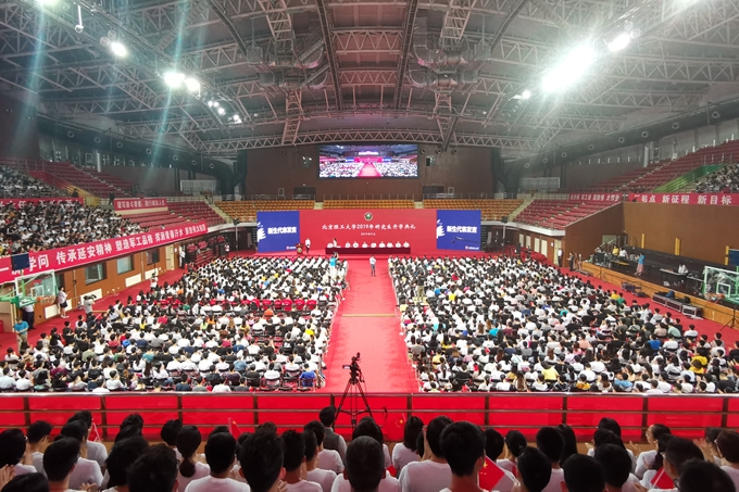 老哥俱乐部-老哥必备的交流社区