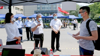 老哥俱乐部-老哥必备的交流社区