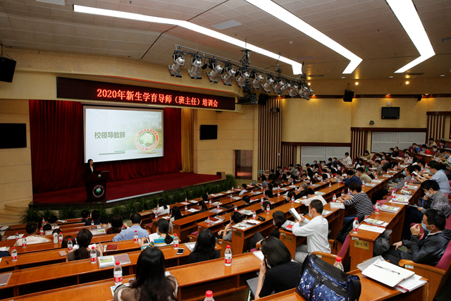 老哥俱乐部-老哥必备的交流社区