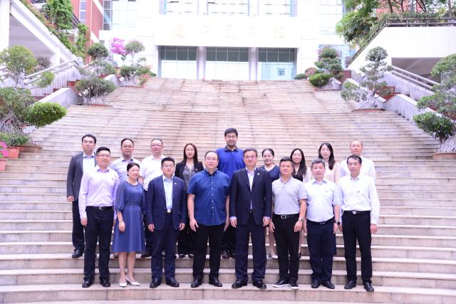 老哥俱乐部-老哥必备的交流社区