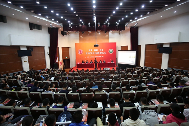 老哥俱乐部-老哥必备的交流社区