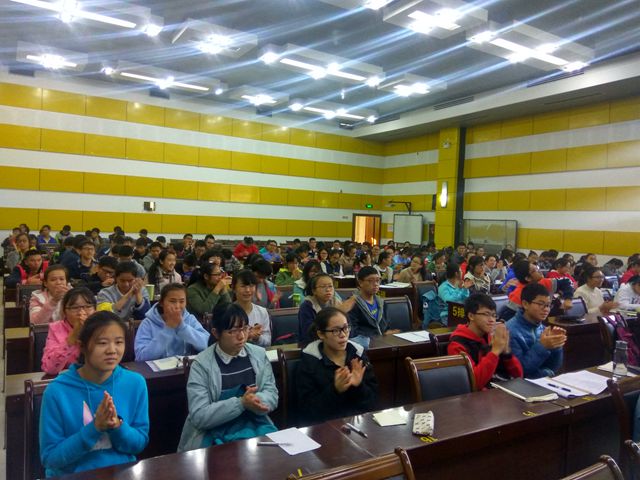 老哥俱乐部-老哥必备的交流社区