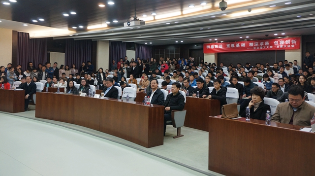 老哥俱乐部-老哥必备的交流社区