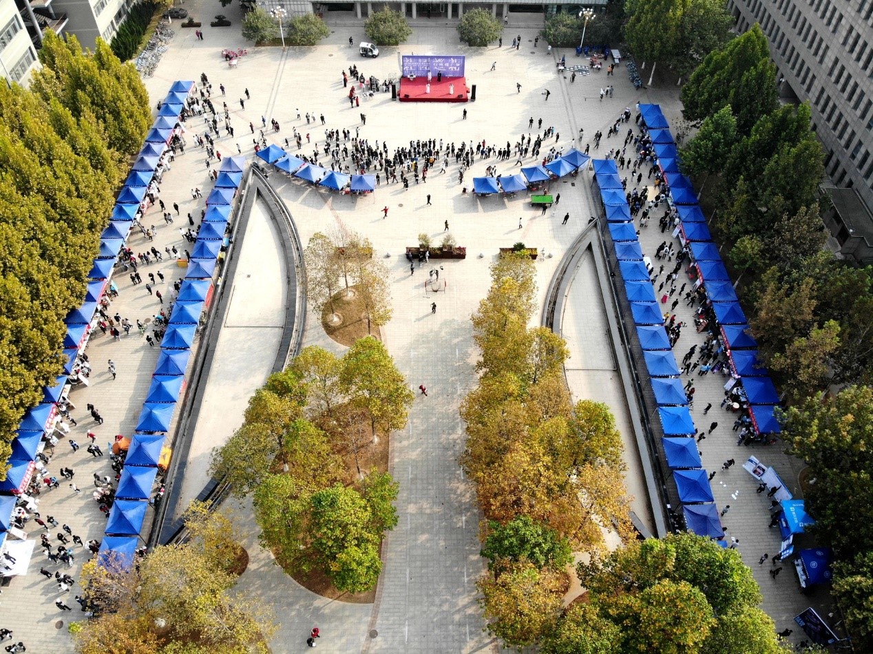 老哥俱乐部-老哥必备的交流社区