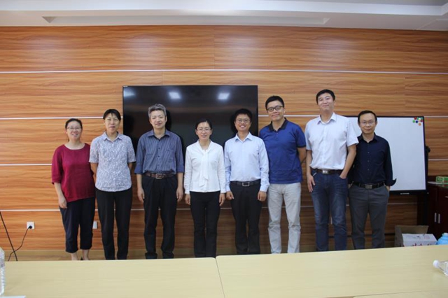 老哥俱乐部-老哥必备的交流社区