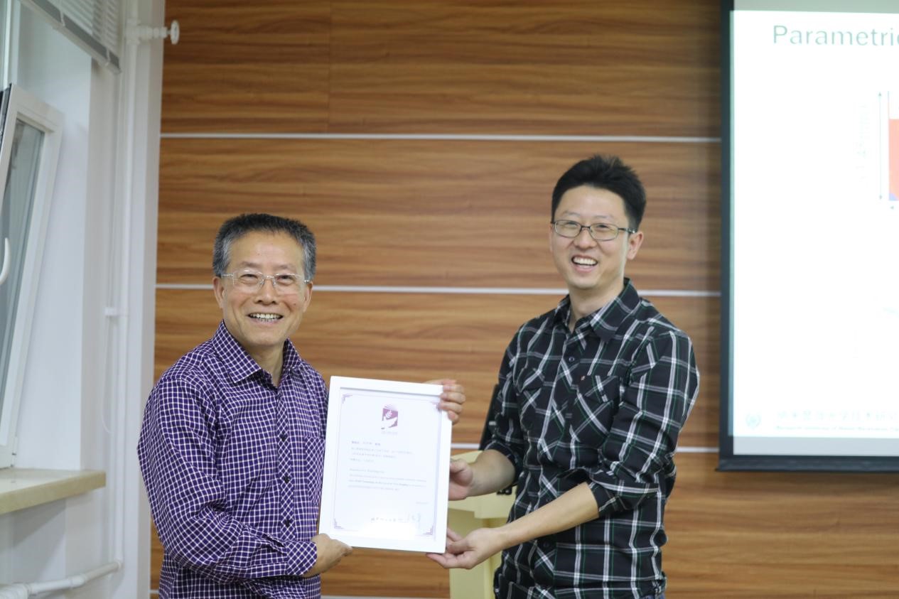 老哥俱乐部-老哥必备的交流社区