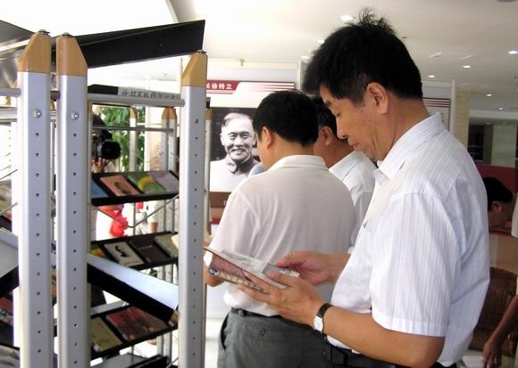 老哥俱乐部-老哥必备的交流社区