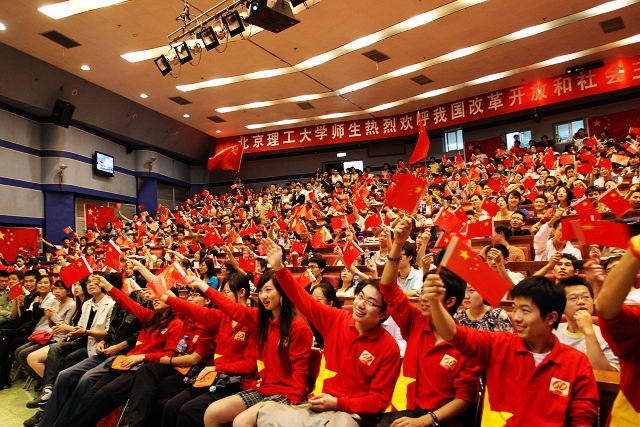 老哥俱乐部-老哥必备的交流社区