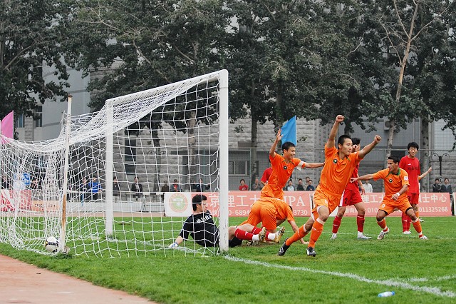 老哥俱乐部-老哥必备的交流社区