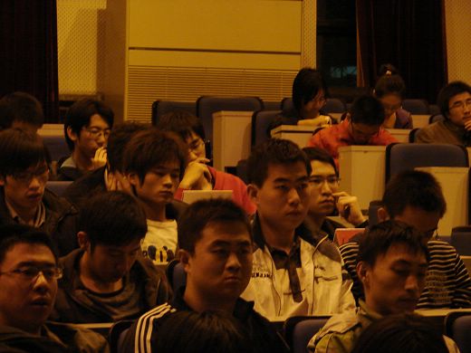 老哥俱乐部-老哥必备的交流社区