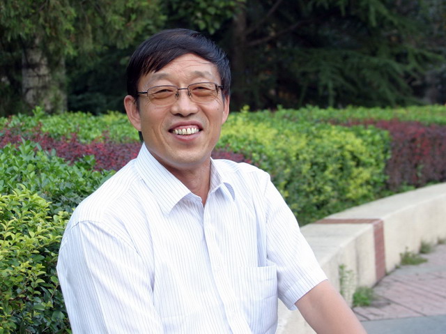 老哥俱乐部-老哥必备的交流社区