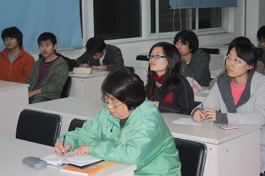 老哥俱乐部-老哥必备的交流社区