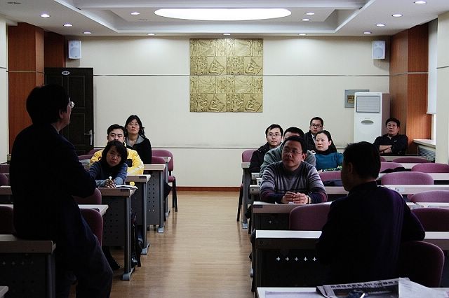 老哥俱乐部-老哥必备的交流社区