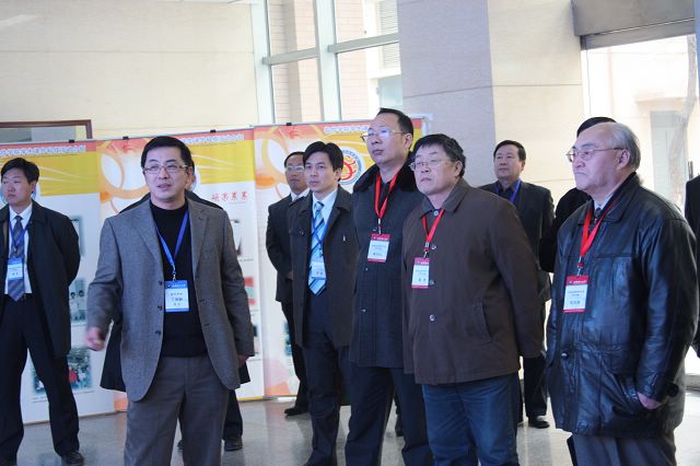 老哥俱乐部-老哥必备的交流社区