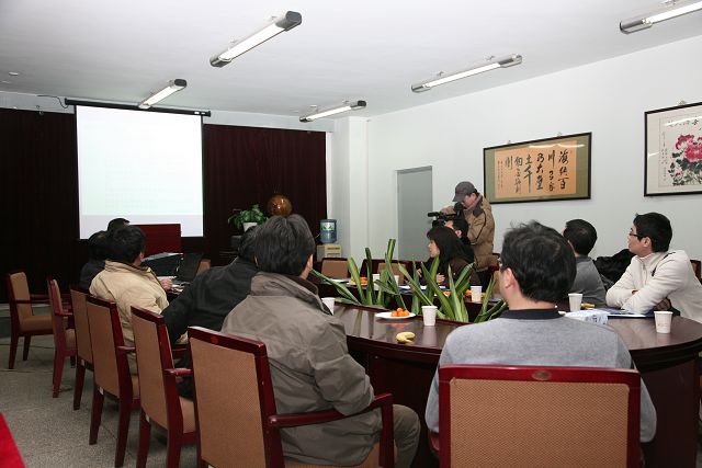 老哥俱乐部-老哥必备的交流社区