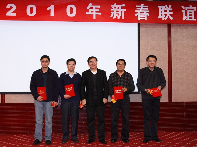 老哥俱乐部-老哥必备的交流社区