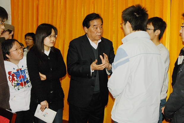 老哥俱乐部-老哥必备的交流社区