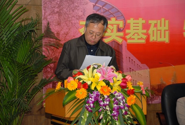 老哥俱乐部-老哥必备的交流社区