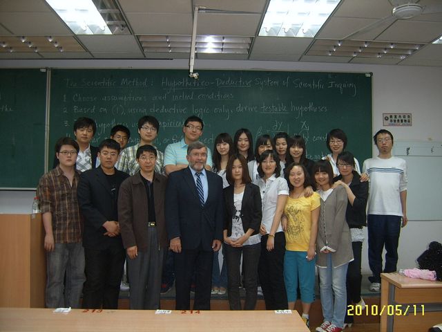 老哥俱乐部-老哥必备的交流社区