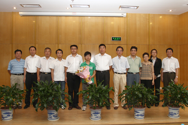 老哥俱乐部-老哥必备的交流社区