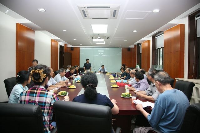 老哥俱乐部-老哥必备的交流社区