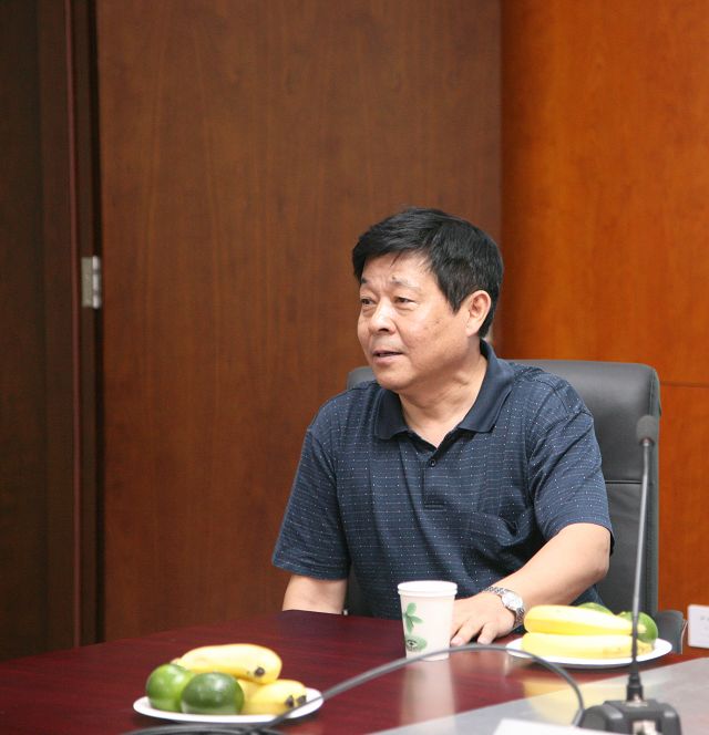 老哥俱乐部-老哥必备的交流社区