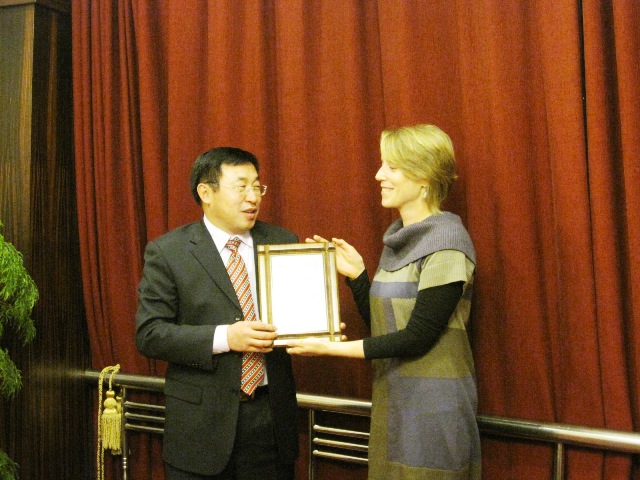 老哥俱乐部-老哥必备的交流社区