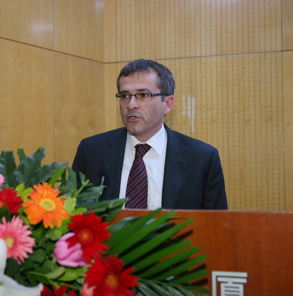 老哥俱乐部-老哥必备的交流社区