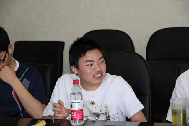 老哥俱乐部-老哥必备的交流社区