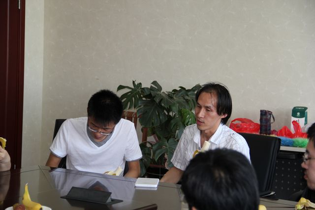 老哥俱乐部-老哥必备的交流社区