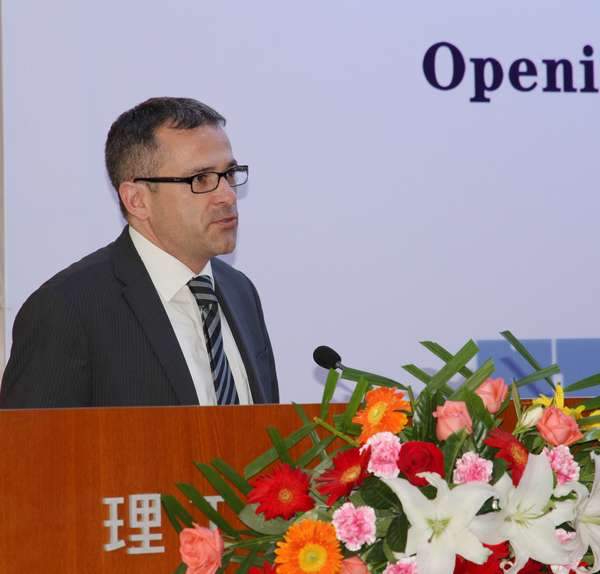 老哥俱乐部-老哥必备的交流社区