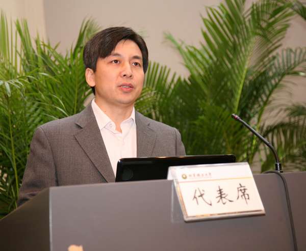 老哥俱乐部-老哥必备的交流社区