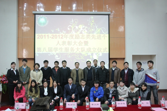 老哥俱乐部-老哥必备的交流社区