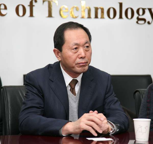 老哥俱乐部-老哥必备的交流社区