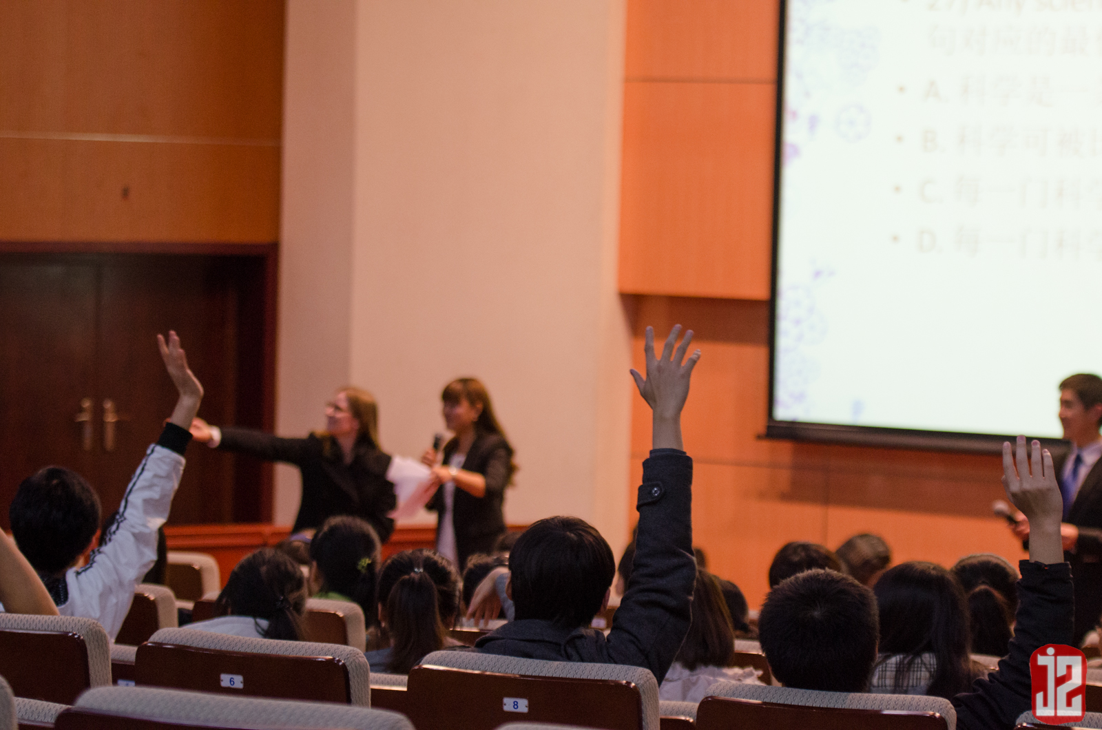 老哥俱乐部-老哥必备的交流社区