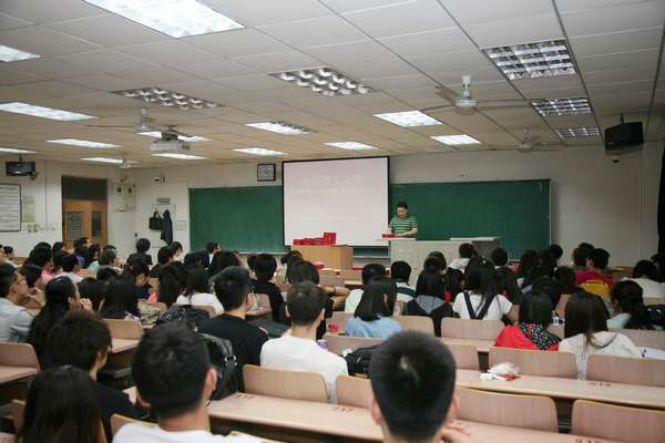 老哥俱乐部-老哥必备的交流社区