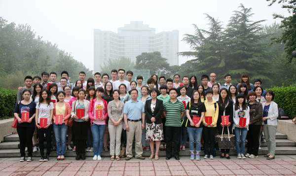 老哥俱乐部-老哥必备的交流社区