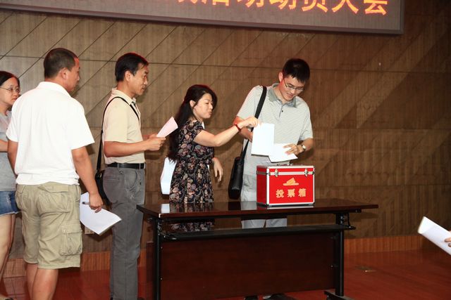 老哥俱乐部-老哥必备的交流社区