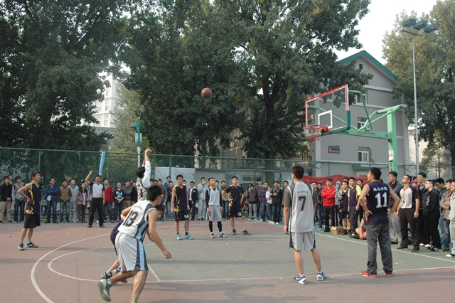 老哥俱乐部-老哥必备的交流社区