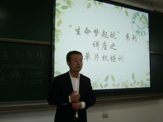 老哥俱乐部-老哥必备的交流社区