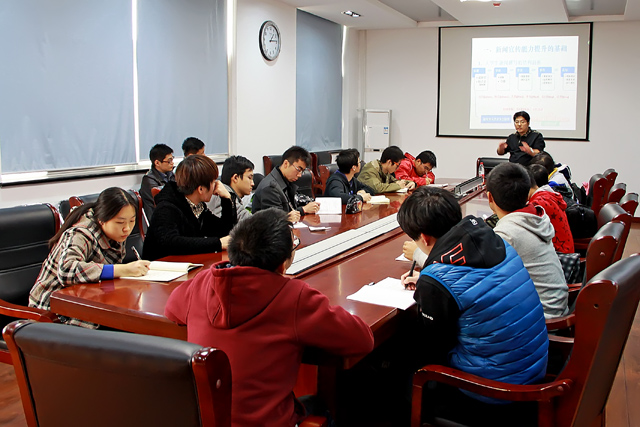 老哥俱乐部-老哥必备的交流社区