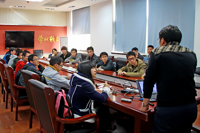 老哥俱乐部-老哥必备的交流社区